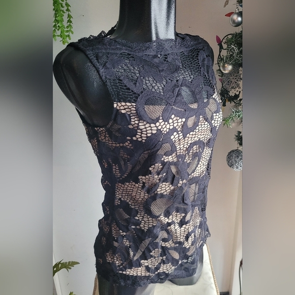 Suzy Shier Black Lace Tunic Top - Picture 3 of 7